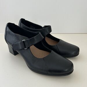 Clarks Damson Vibe Womens Pumps Black Leather Shoes US Size 8.5 Narrow Strap